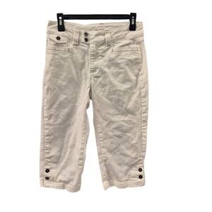 Lee Women's White Cotton/Spandex Denim Just Below the Waist Long Shorts Knee Len